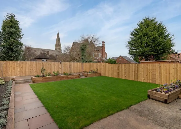 Semesterbostad 51 Main Avenue Luxurious Modern House With Garden & Parking Pass The Keys